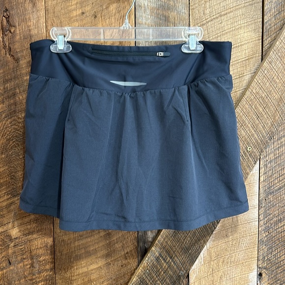 Under Armour heat gear ladies skort size large - Picture 6 of 6